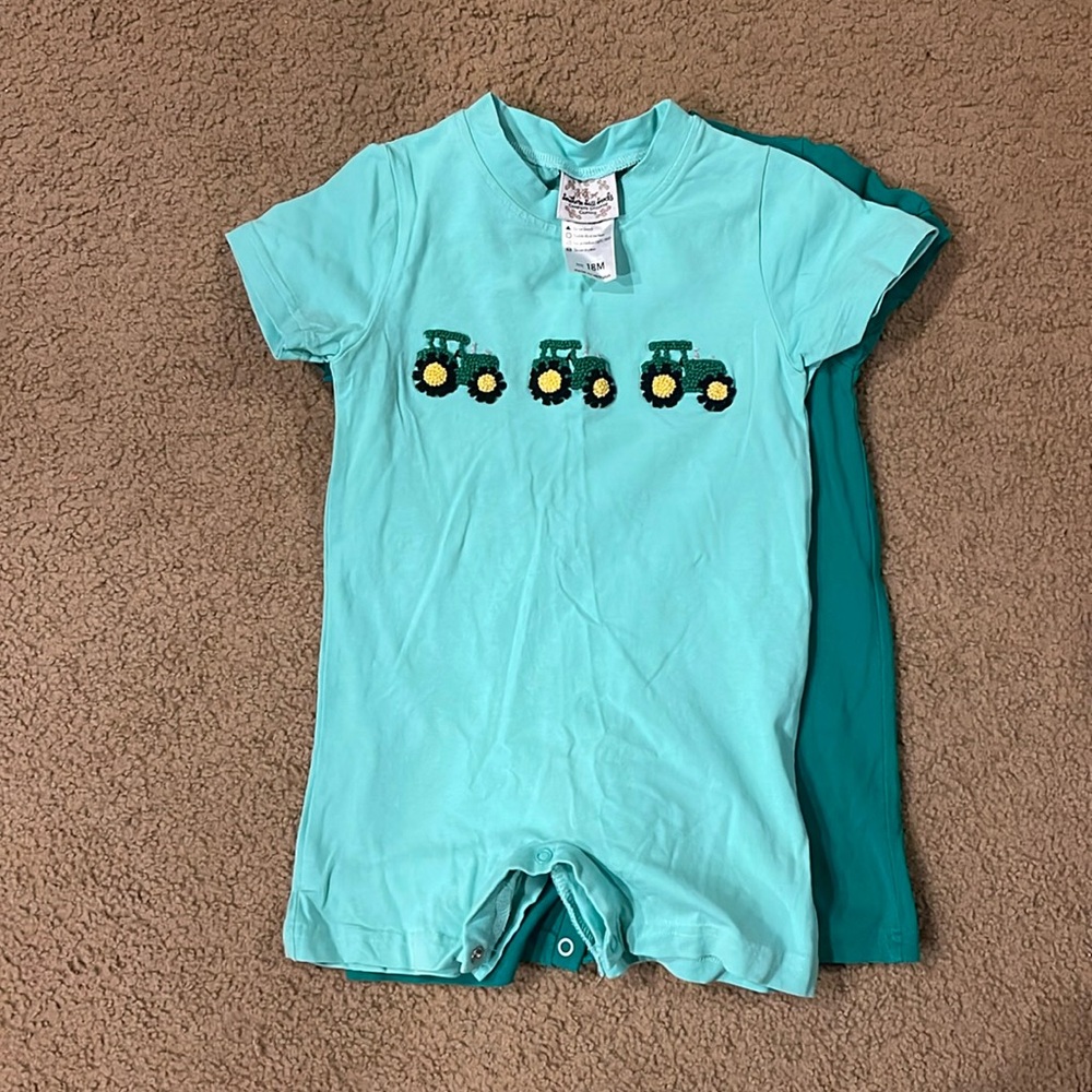 Southern sass smocks 18 month mint tractor onesie. Worn once, smoke free home.